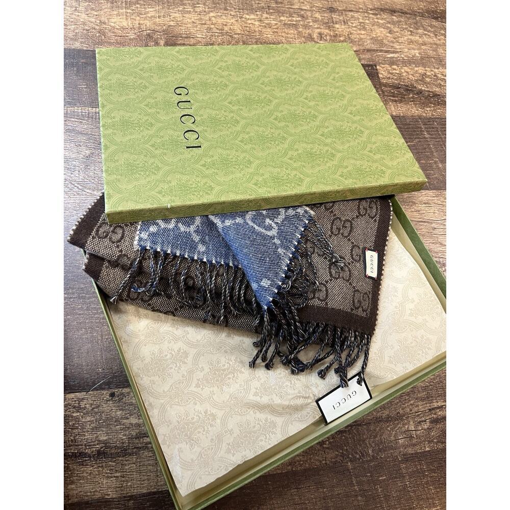 GUCCI Jacquard GG Pattern Reversible Wool Scarf In Blue & Brown Made In Italy